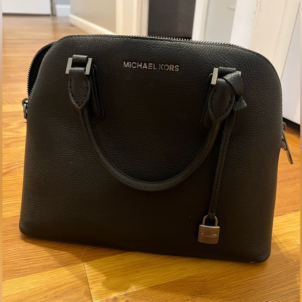 Micheal Kors Purse